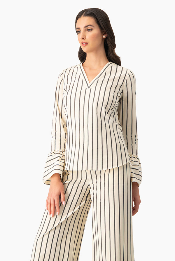 Camisa rayada de escote en V