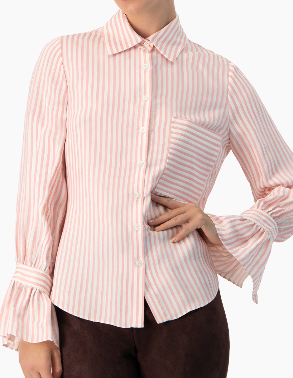 Camisa rayada rosa de manga larga con bolsillo frontal