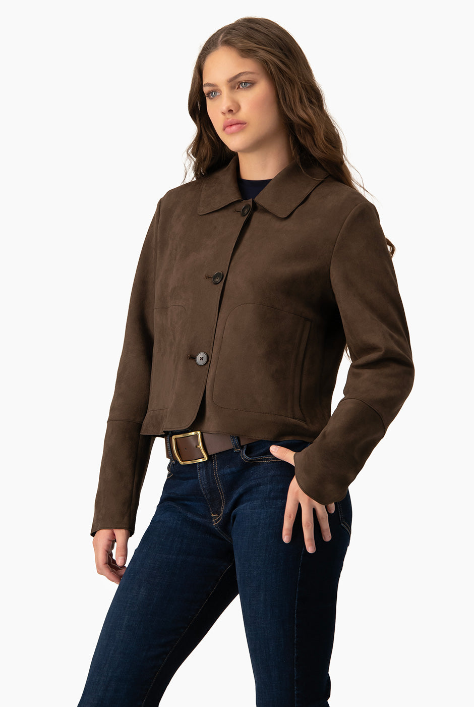 Chaqueta Basic Suede café con botones y bolsillos