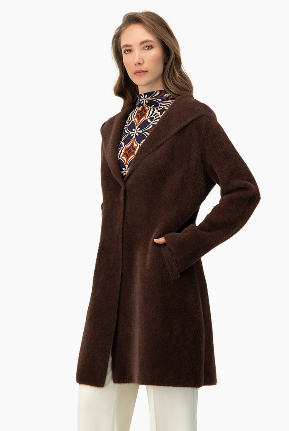 Cárdigan Extra Soft de pelo sintético café con gorro