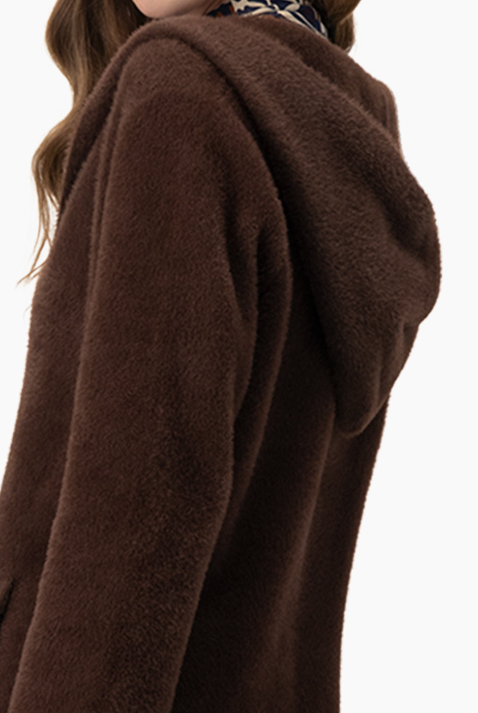 Cárdigan Extra Soft de pelo sintético café con gorro