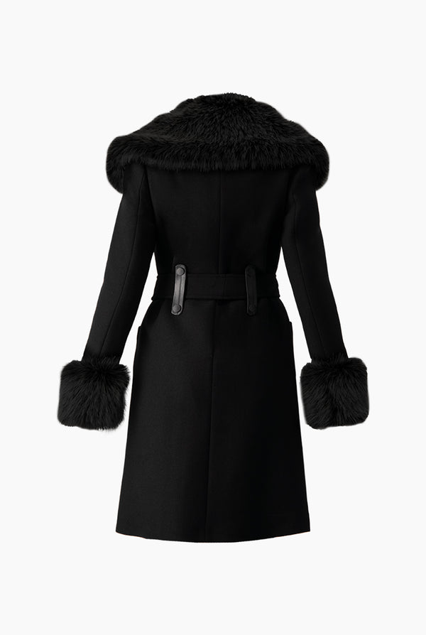 Abrigo largo y peluche color negro