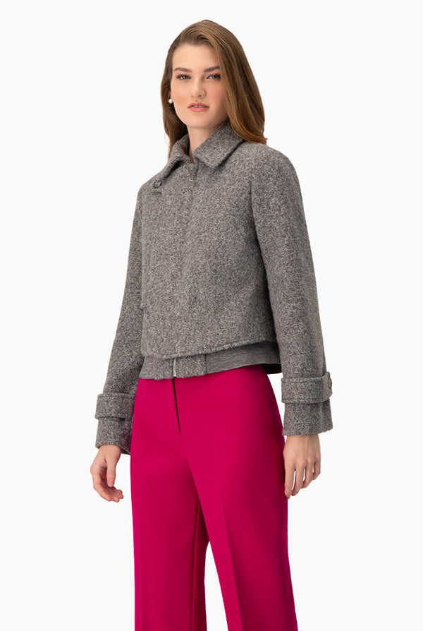 Abrigo corto con cierre