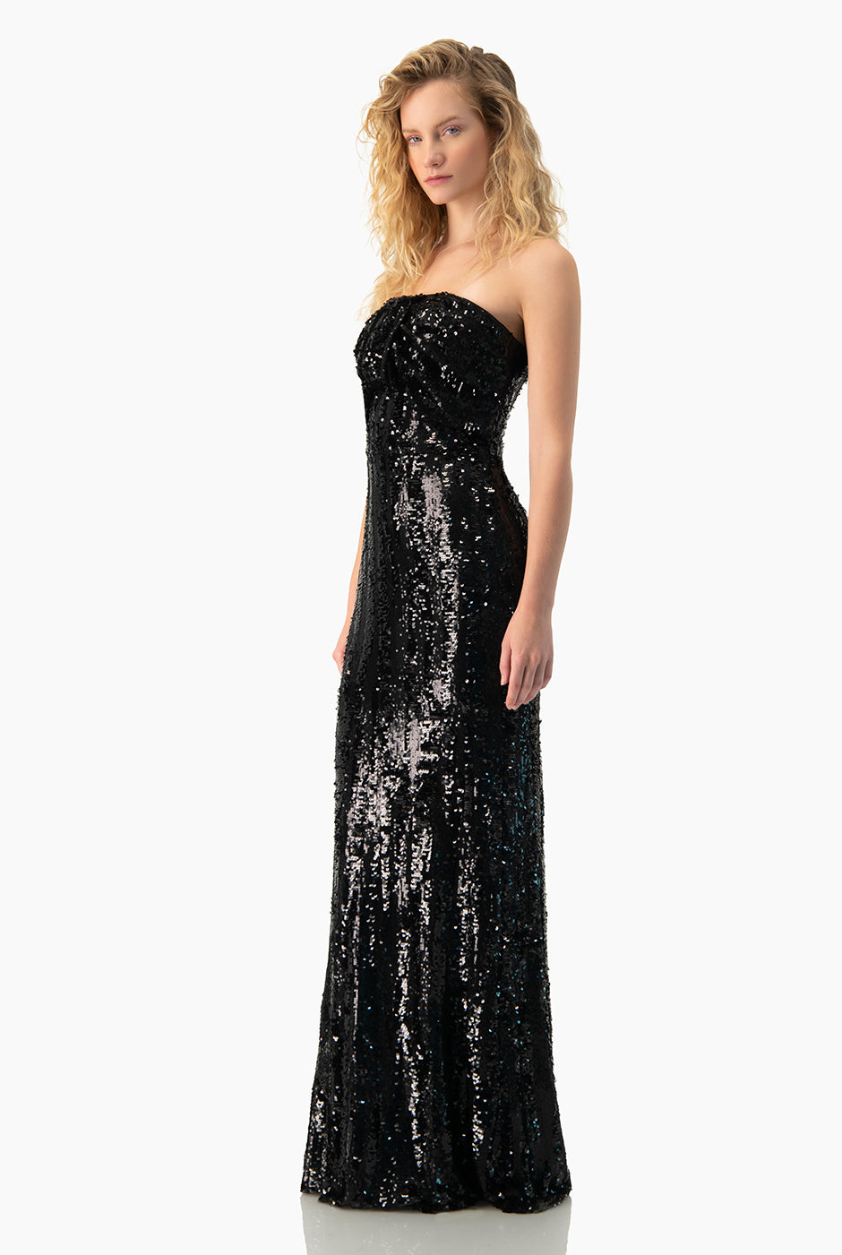 Vestido largo strapless negro con lentejuelas