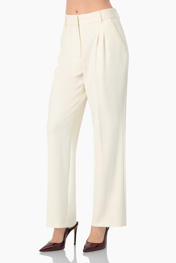 Pantalon amplio sastreado con bolsillos traseros simulados