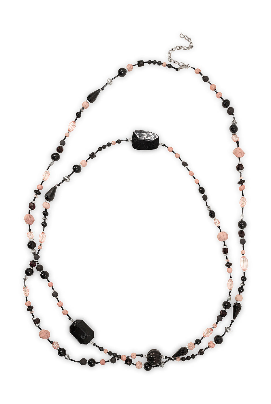 Collar largo con cuentas negras y rosadas de estilo bohemio