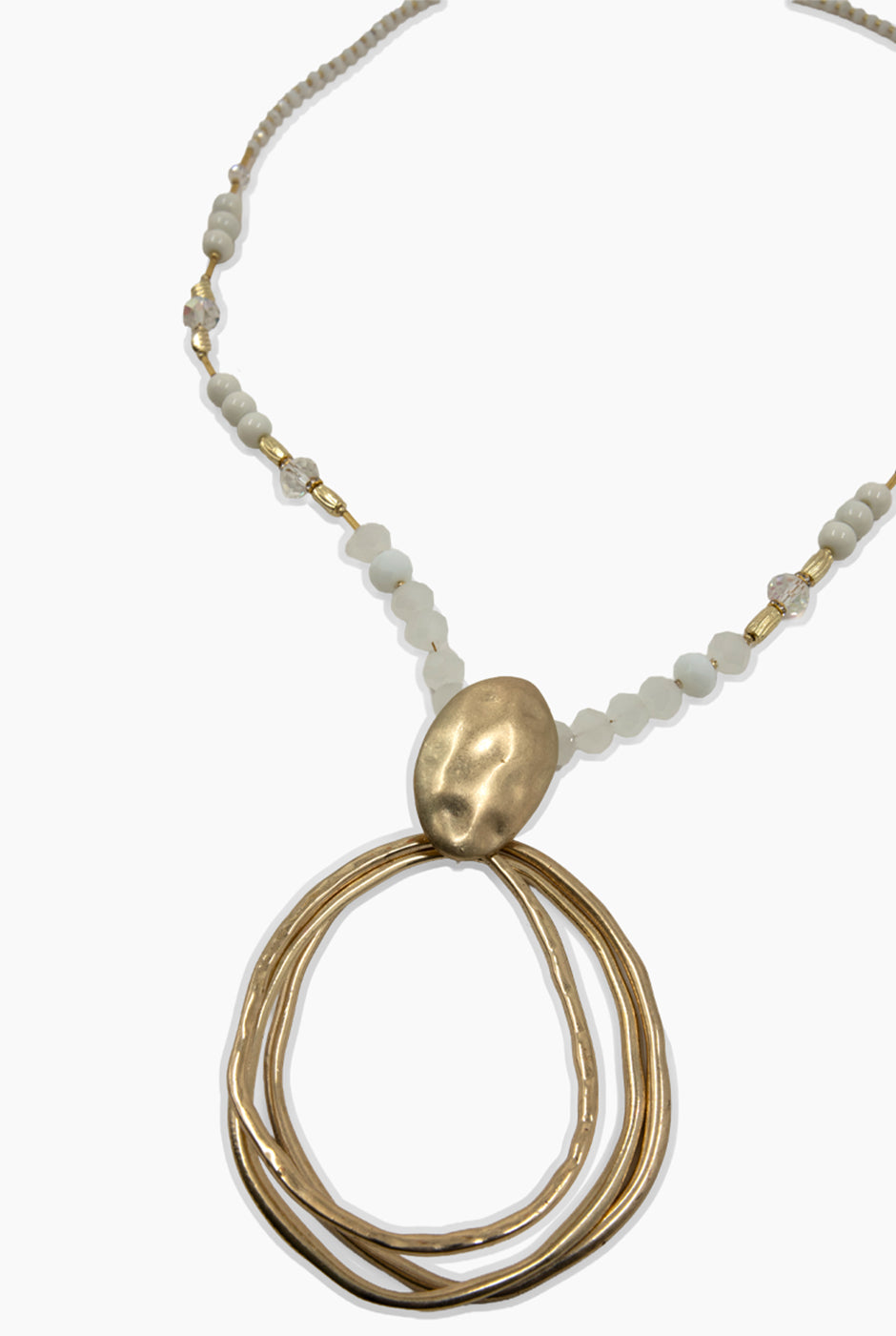 Collar Maxi Hoops con cuentas blancas y argollas doradas