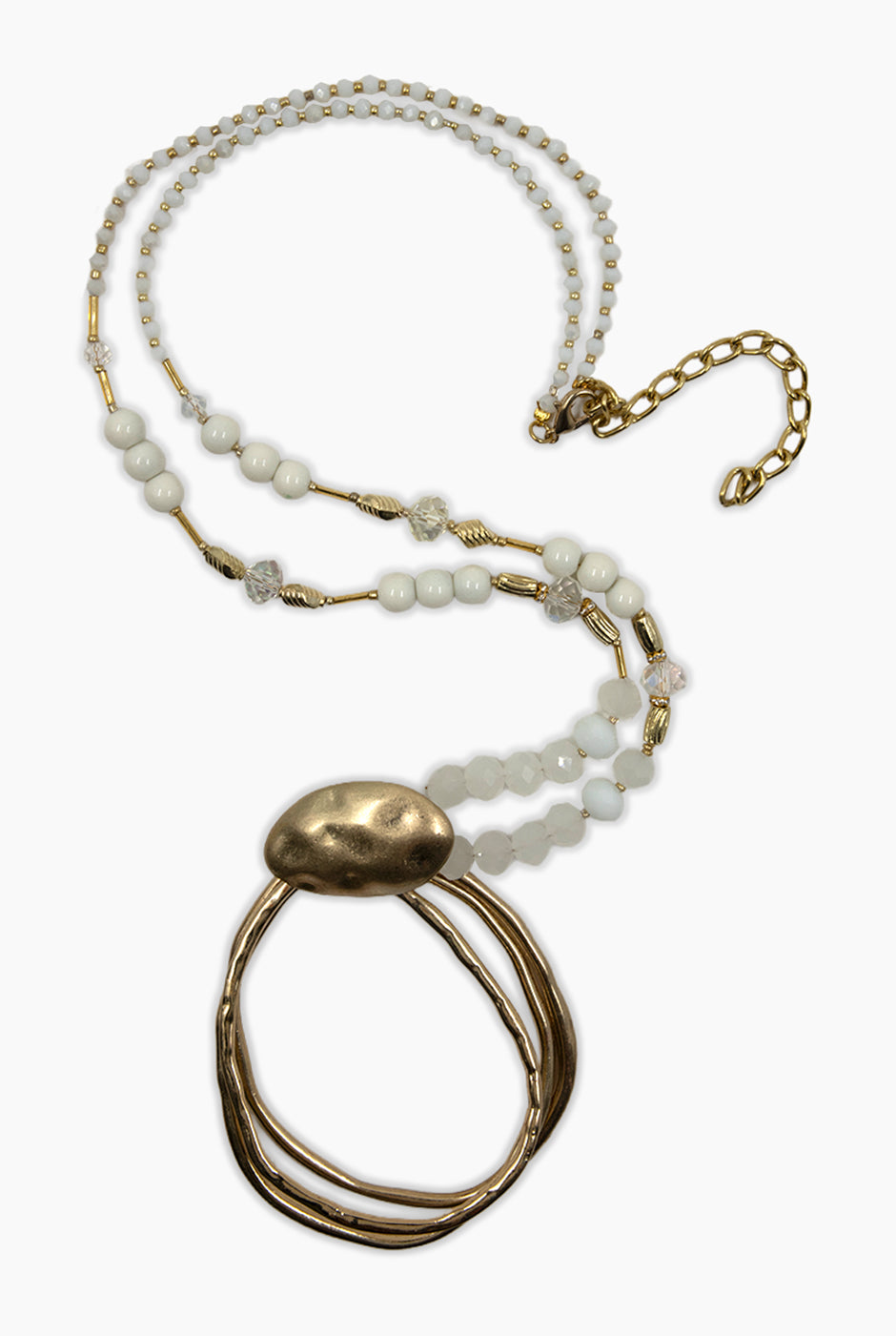 Collar Maxi Hoops con cuentas blancas y argollas doradas