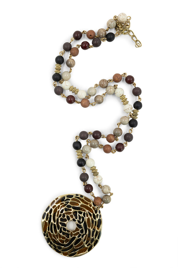 Collar Medallón Resina