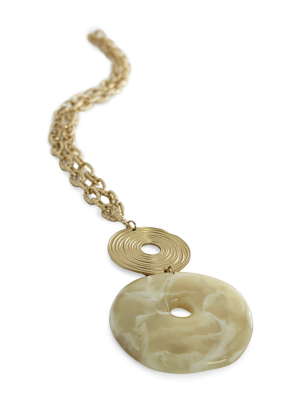 Collar largo dorado con colgantes marmoleados