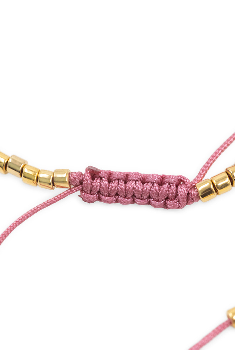 Pulsera ajustable de cuentas doradas y rosas con dije de corazón.