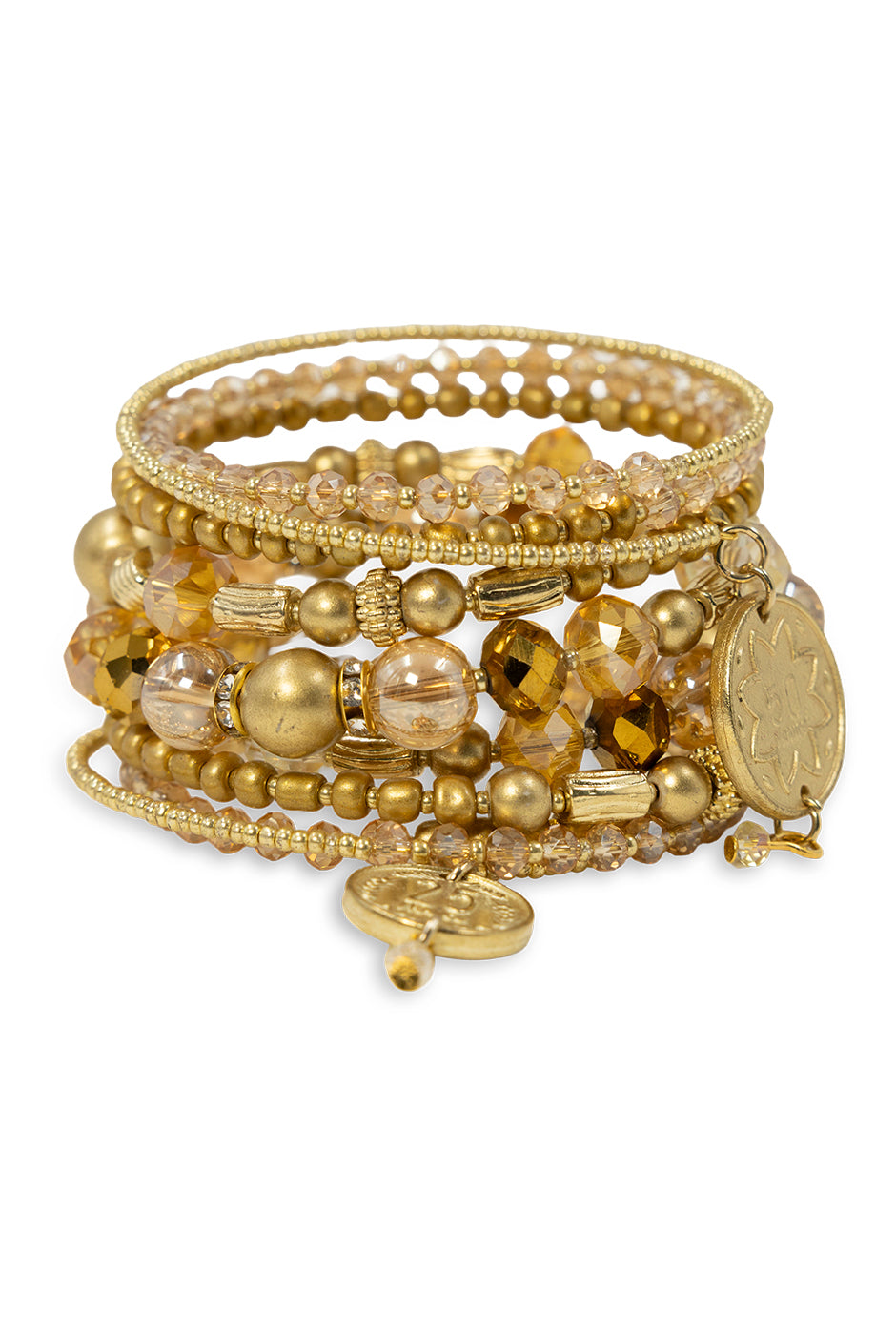 Pulsera dorada envolvente con cuentas y borlas estilo bohemio.