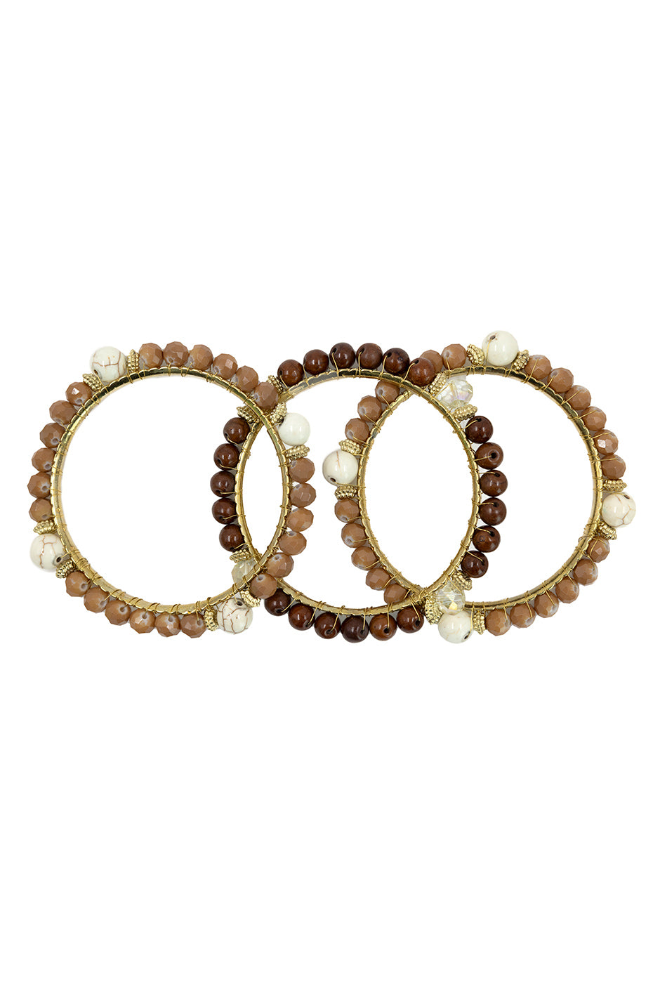 Set de tres pulseras marrones con cuentas y detalles dorados