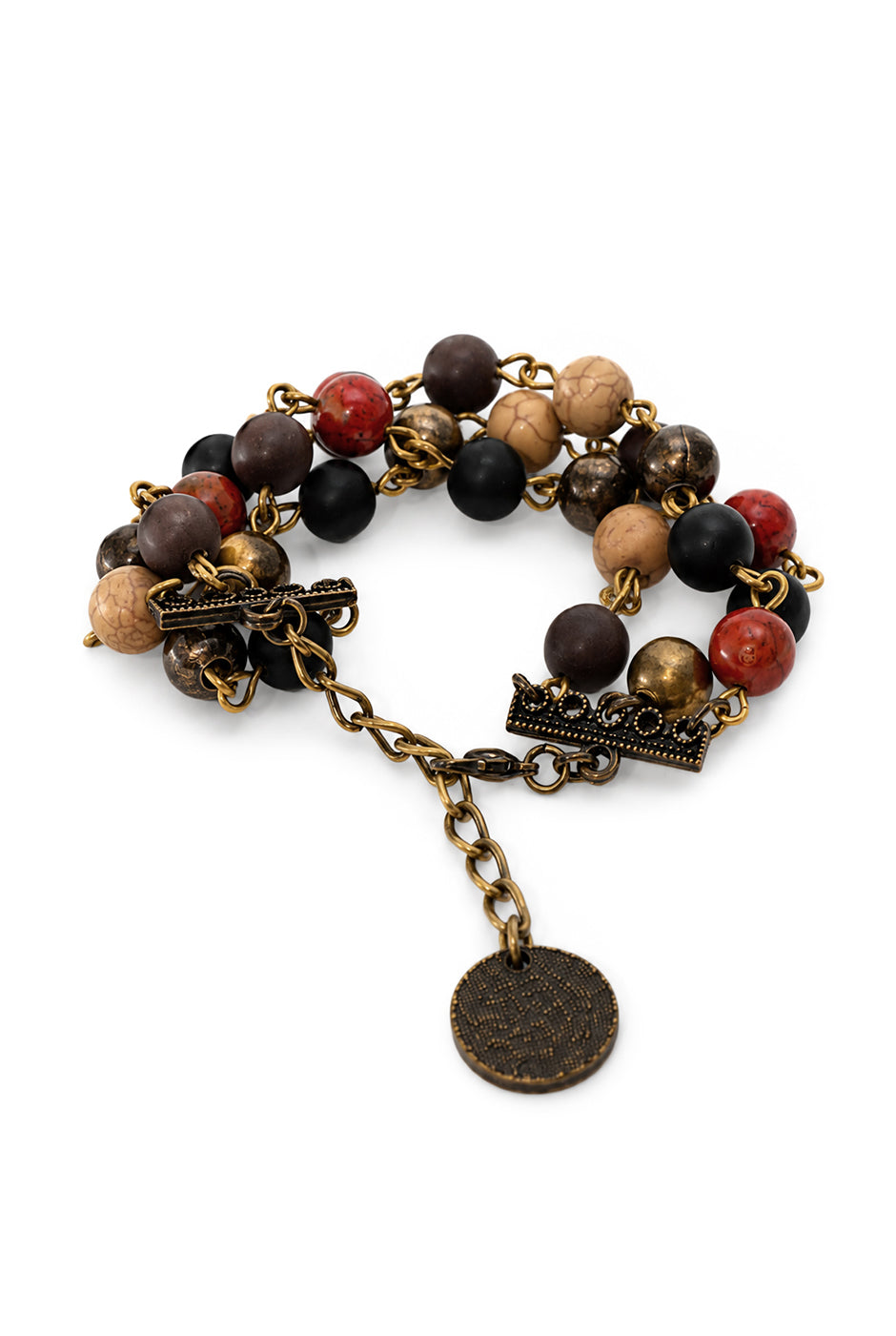 Pulsera bohemia de tres capas con cuentas y dije de moneda