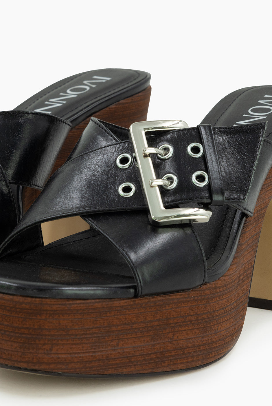 Sandalia Buckle Cinto con tacón de madera y cintas cruzadas