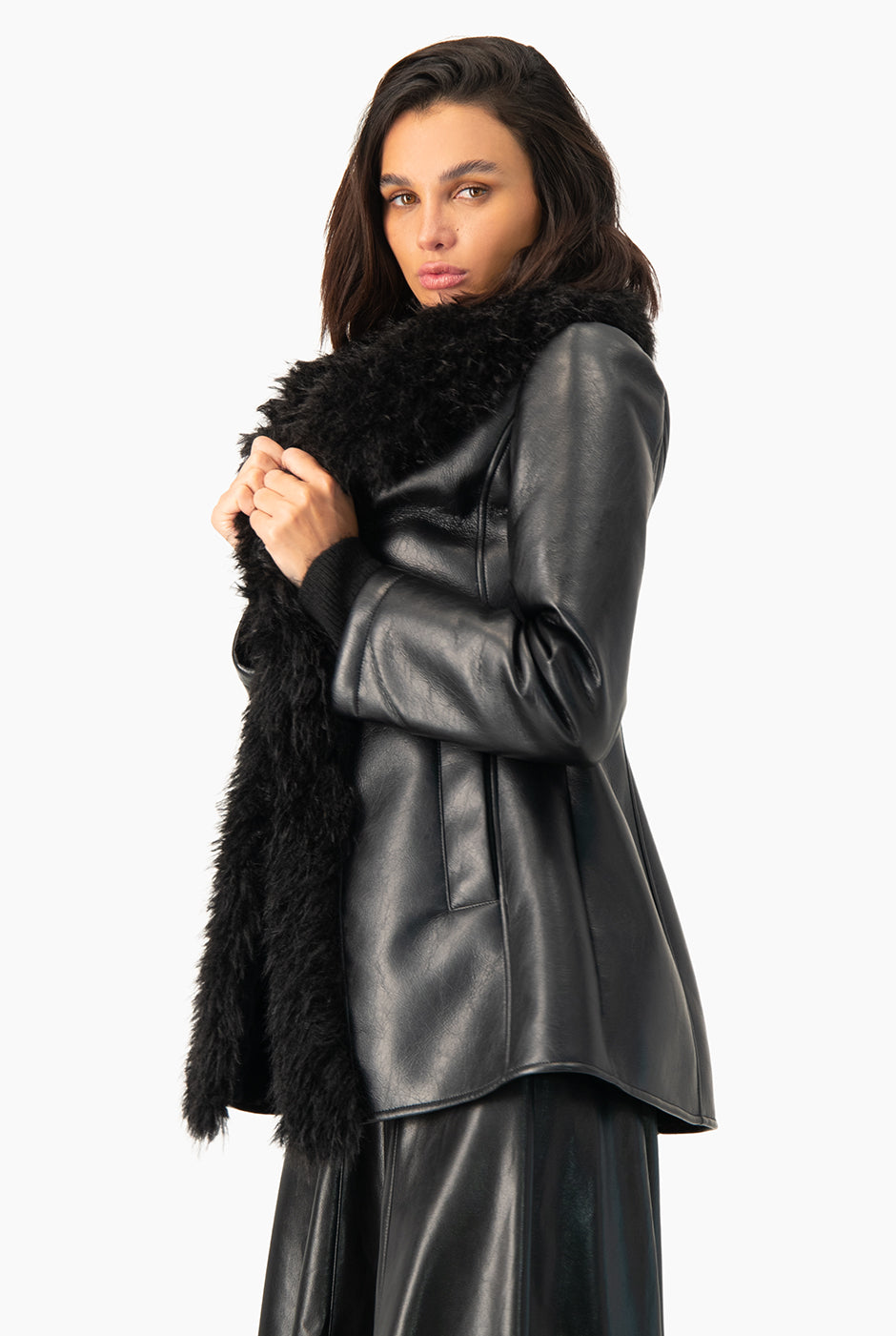 Abrigo PU/Fur