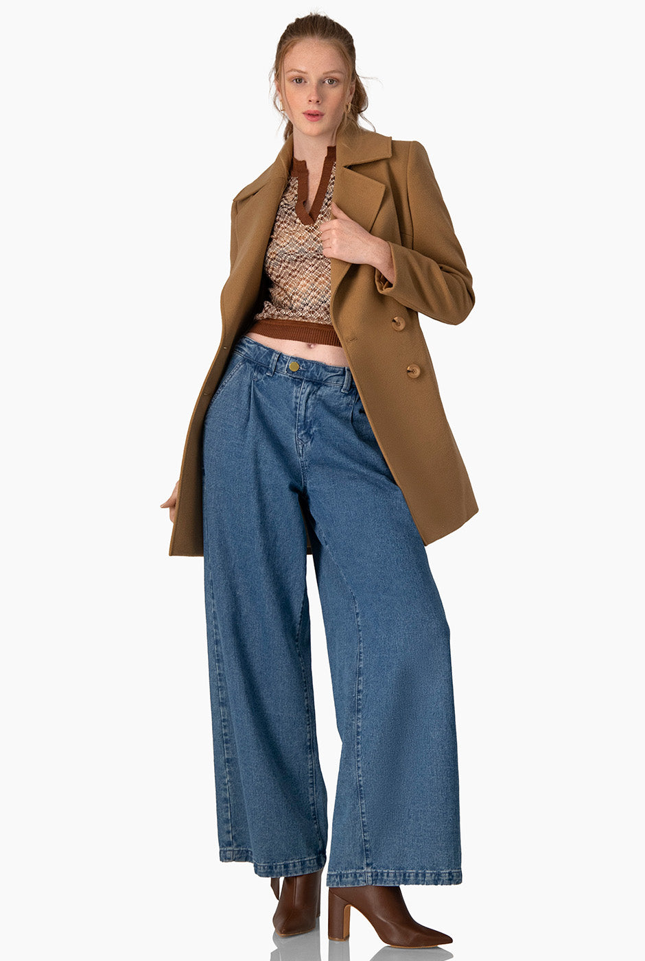 Abrigo cruzado con botones