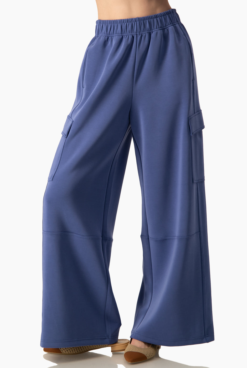 Pantalón Cargo Soft Azul con bolsillos y pretina elástica