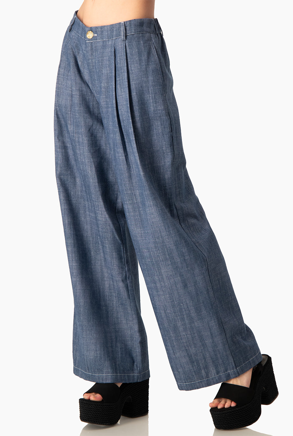 Pantalón Holgado Denim Azul con pretina elástica y pinzas